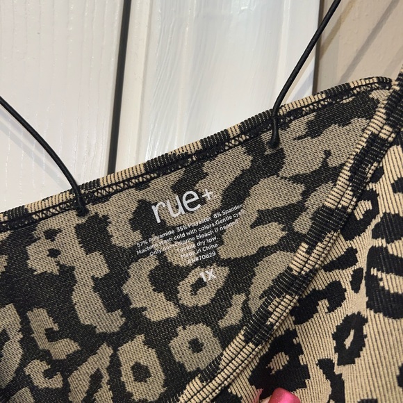 Women’s Rue 21 cropped tank top size 1X - Picture 6 of 6